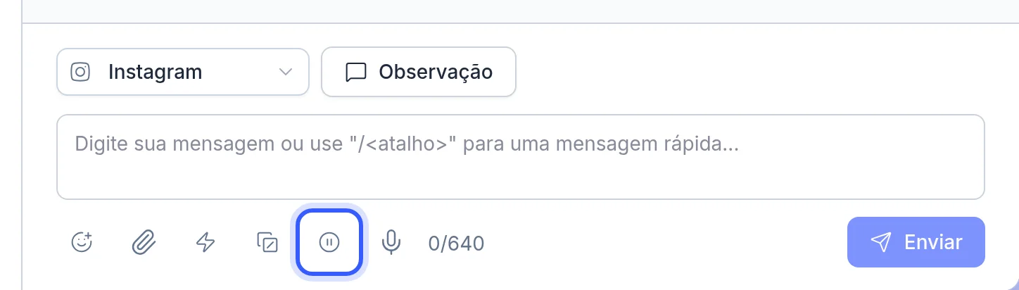 Botão Pausar Automações no topo da conversa